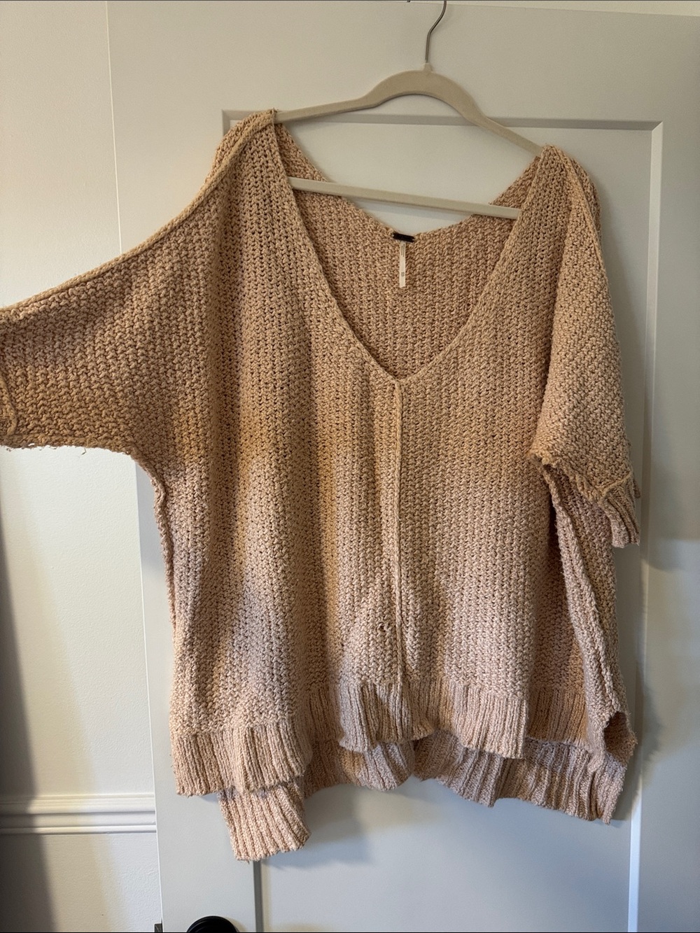 Free People Blush Pink Ultra Relaxed V-Neck Chunky Knit Sweater